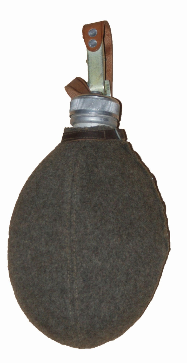 Swedish Army water bottle and cover