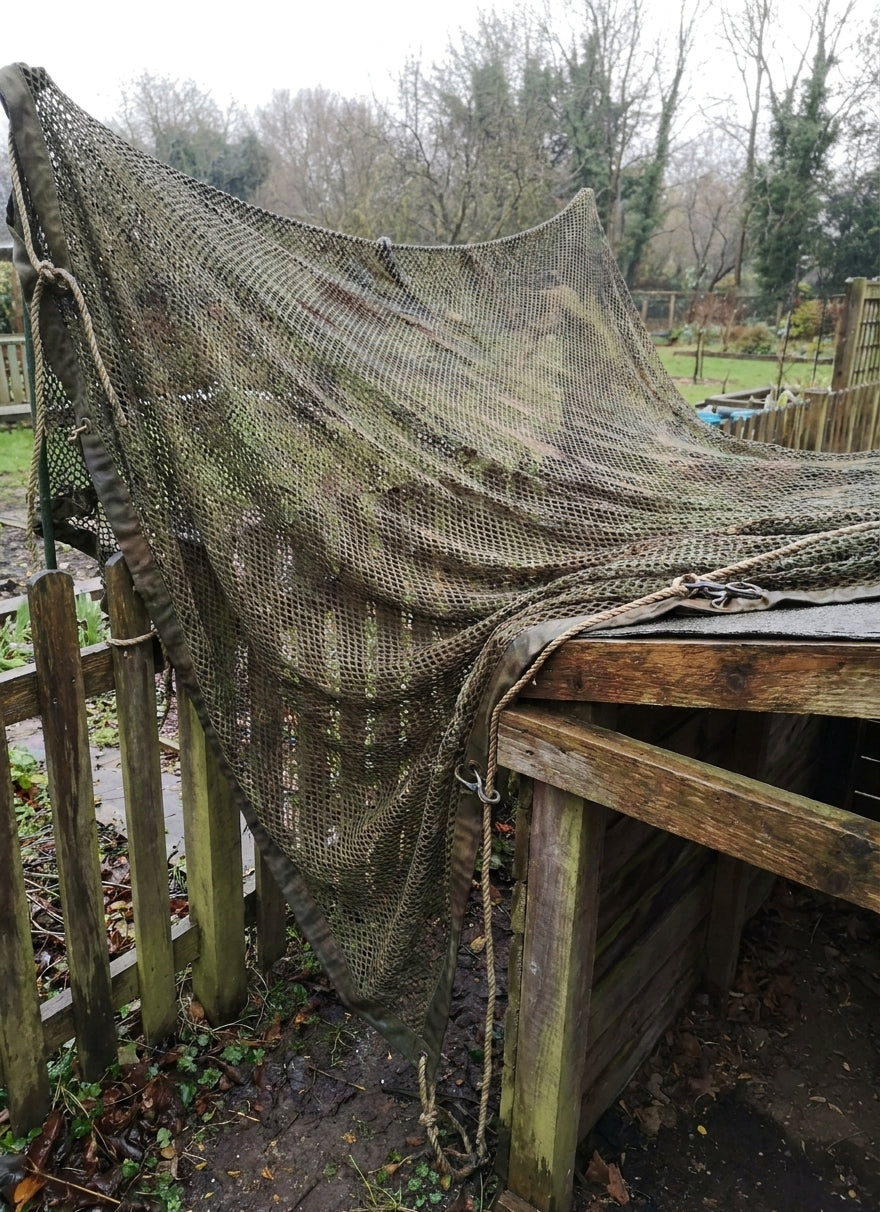 Camouflage netting for hides and garden privacy screens