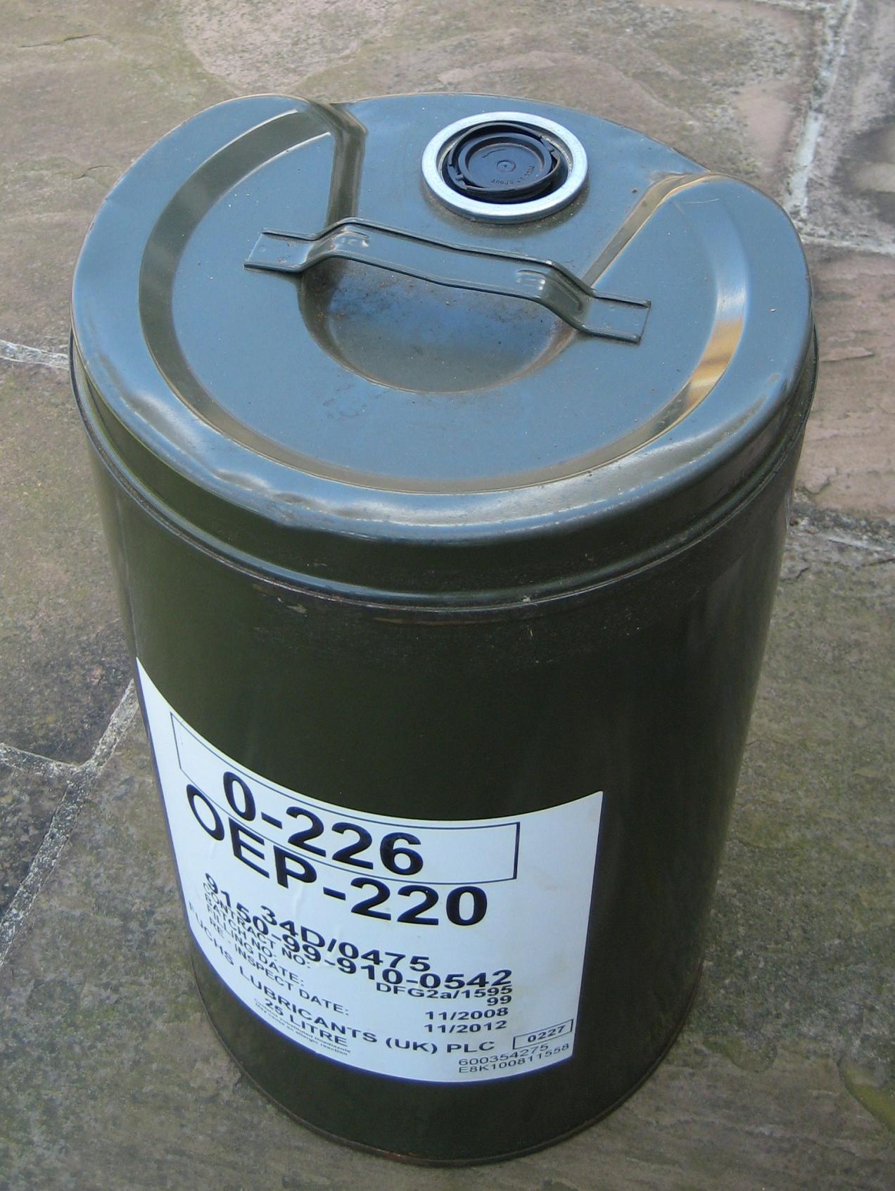 BRITISH MILITARY OILS AND LUBRICANTS