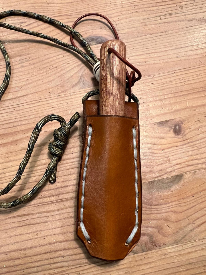 8mm Ferro rod striker and Handmade Leather Pouch