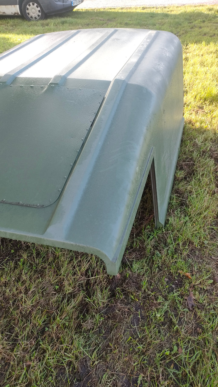 Land rover 90 hard top and rear door
