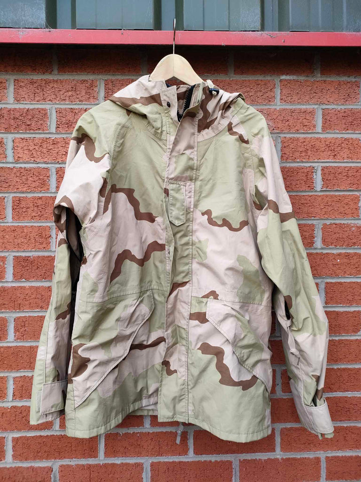 Grade A - US Army Desert Tri Colour ECWS Goretex Waterproof Parka