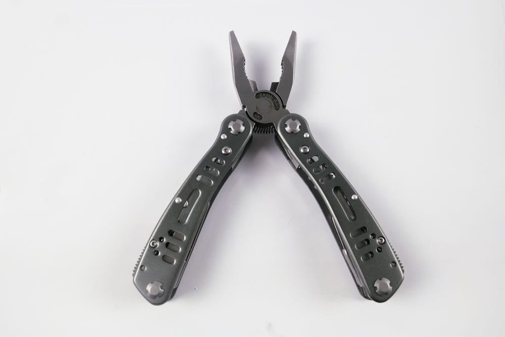 MultiTool with Bit Kit - Buckland