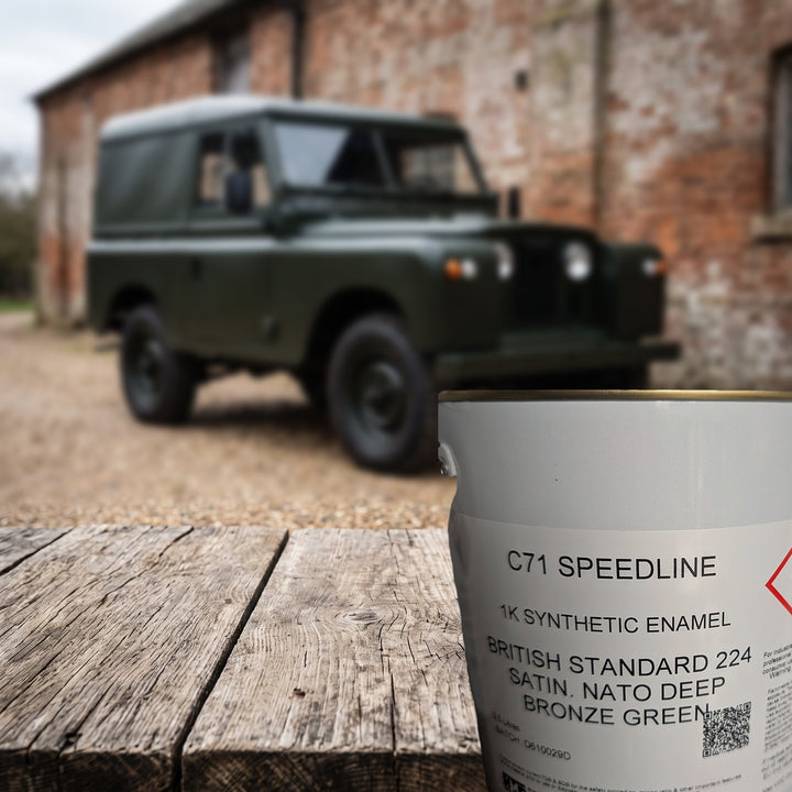 HMG C71 Speedline NATO Deep Bronze Green BS224 Satin 2.5L paint tin with a military vehicle painted in the same colour