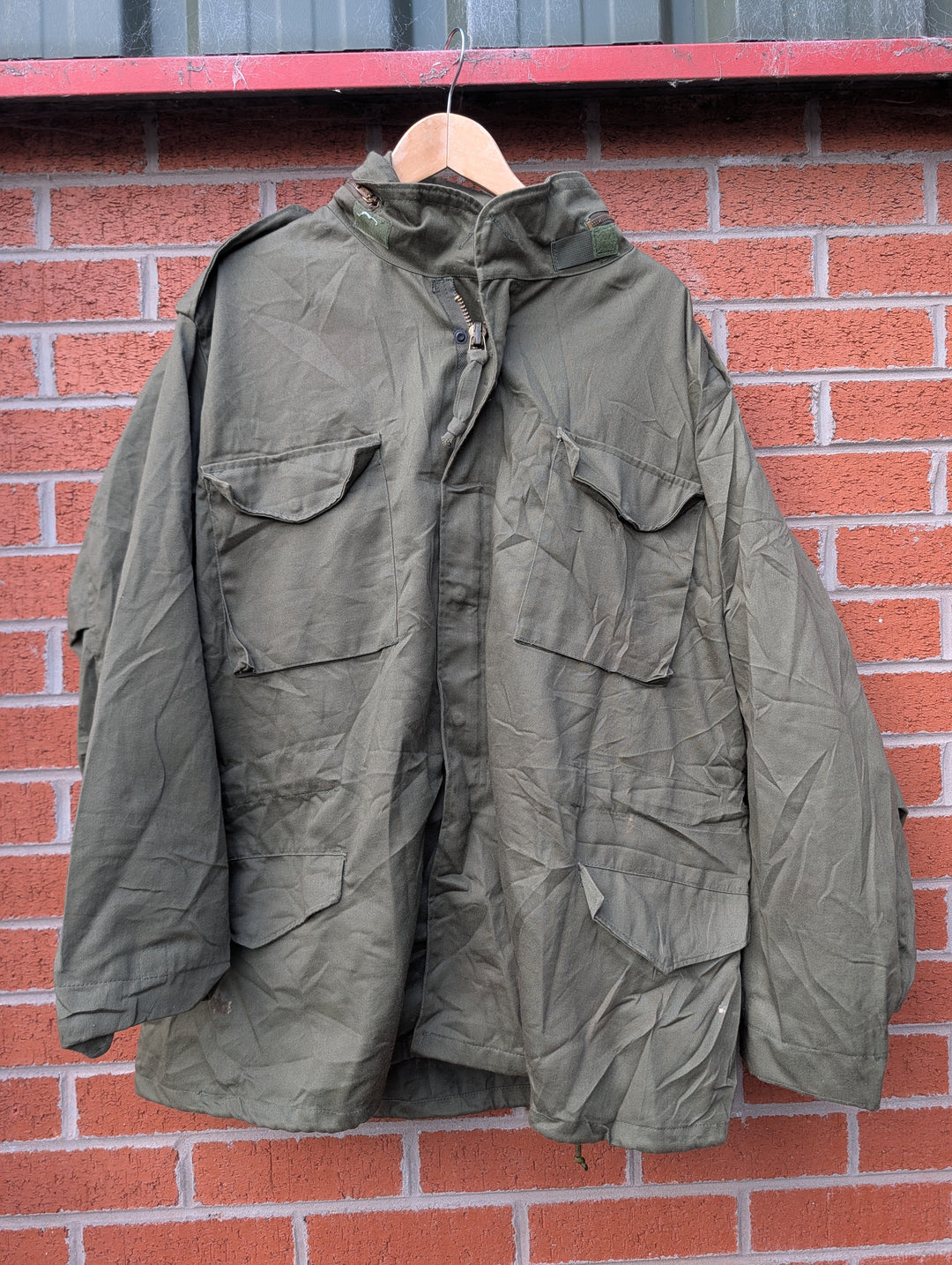 Genuine US Army M65 Field Jacket – Olive Green (Like New - XXLarge Regular)