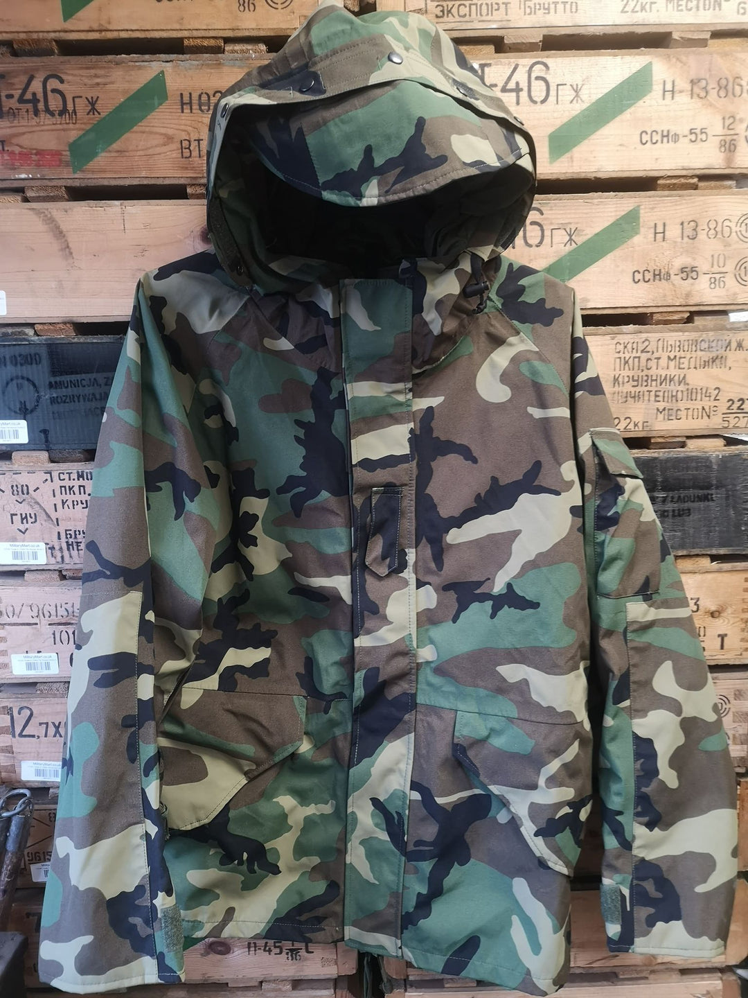 Like New US Woodland ECWS Goretex Waterproof Parka