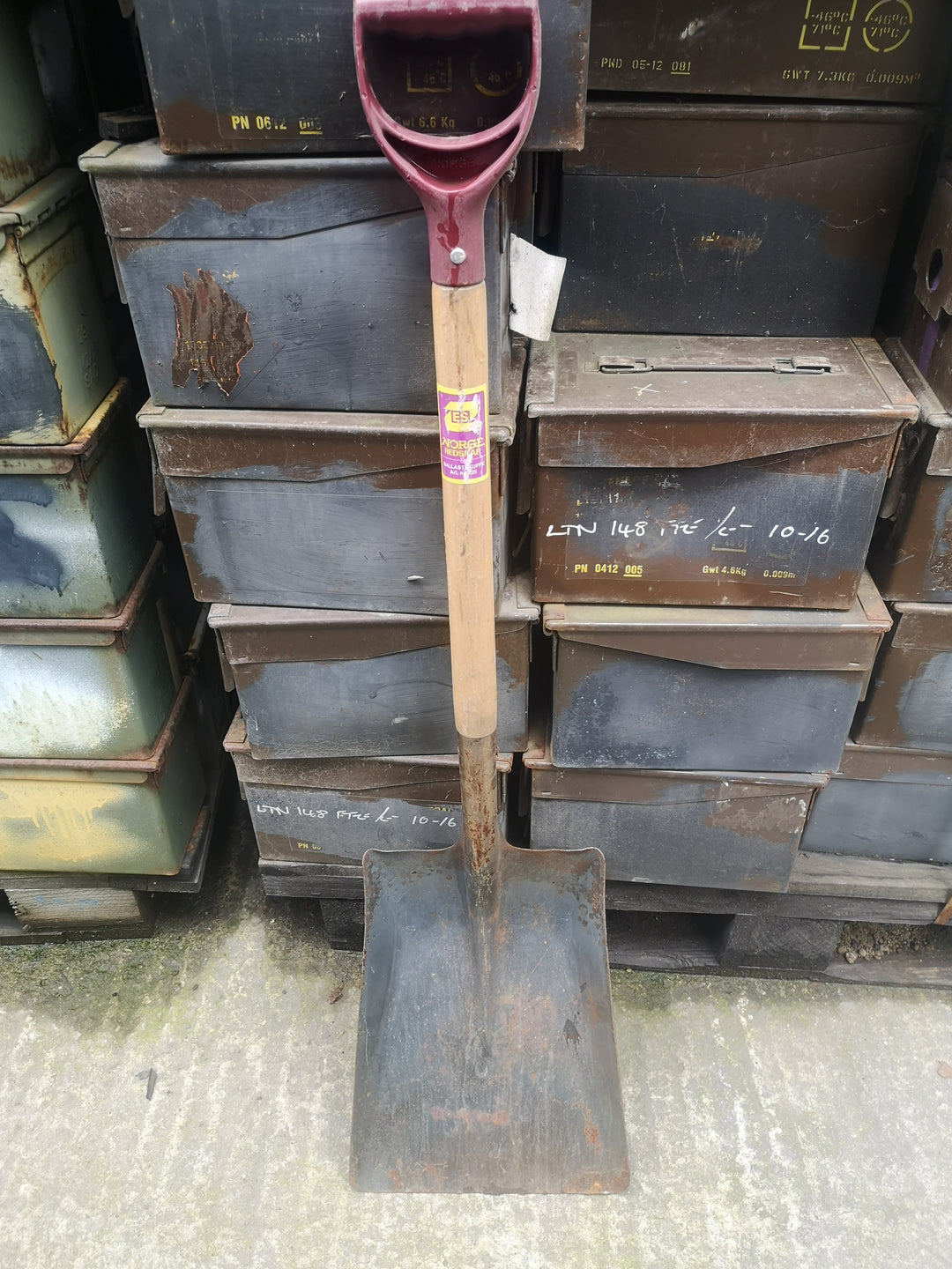 Swedish Army Spade