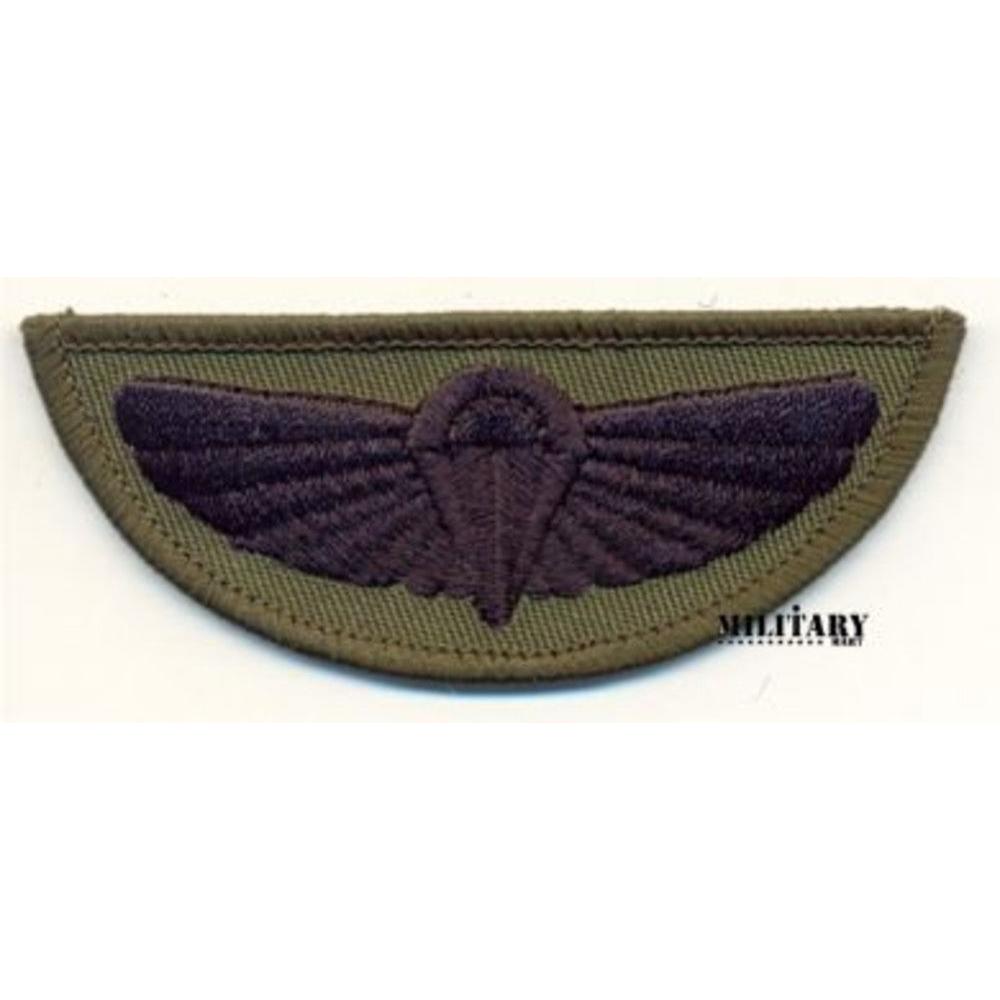 SAS wings Subdued