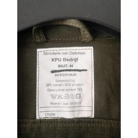 interior label: 60% polyester