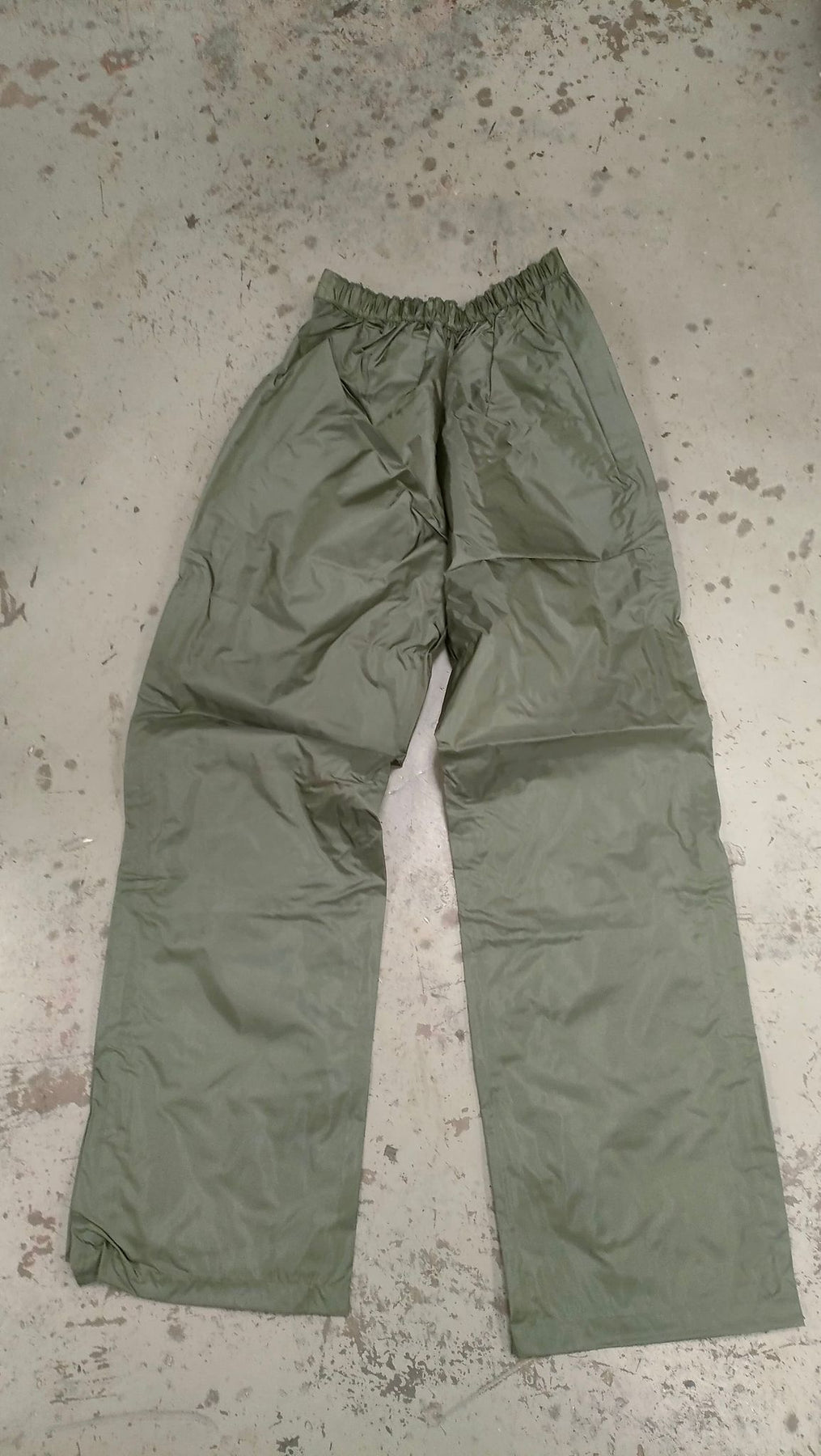 Military best sale waterproof trousers
