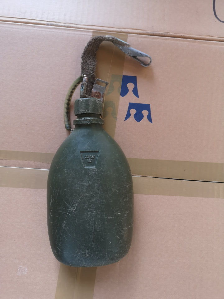 Swedish Army M90 Water Bottle Flask With Belt Loop