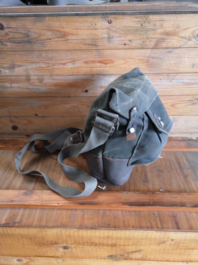 Swedish Army M39 Model 39 Gas Mask Bag - Grey