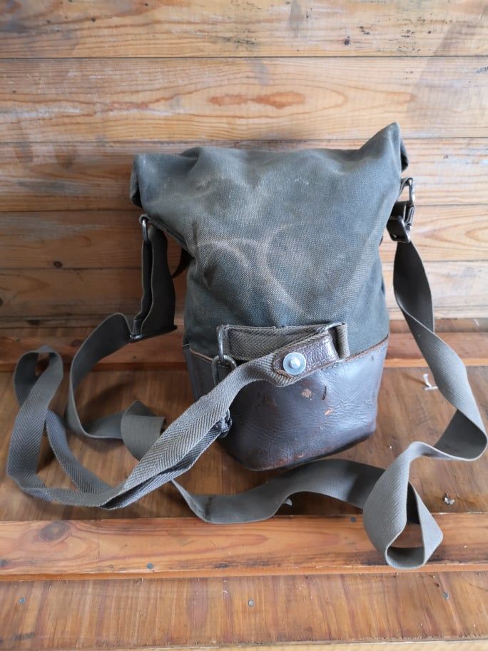 Swedish Army M39 Model 39 Gas Mask Bag - Grey